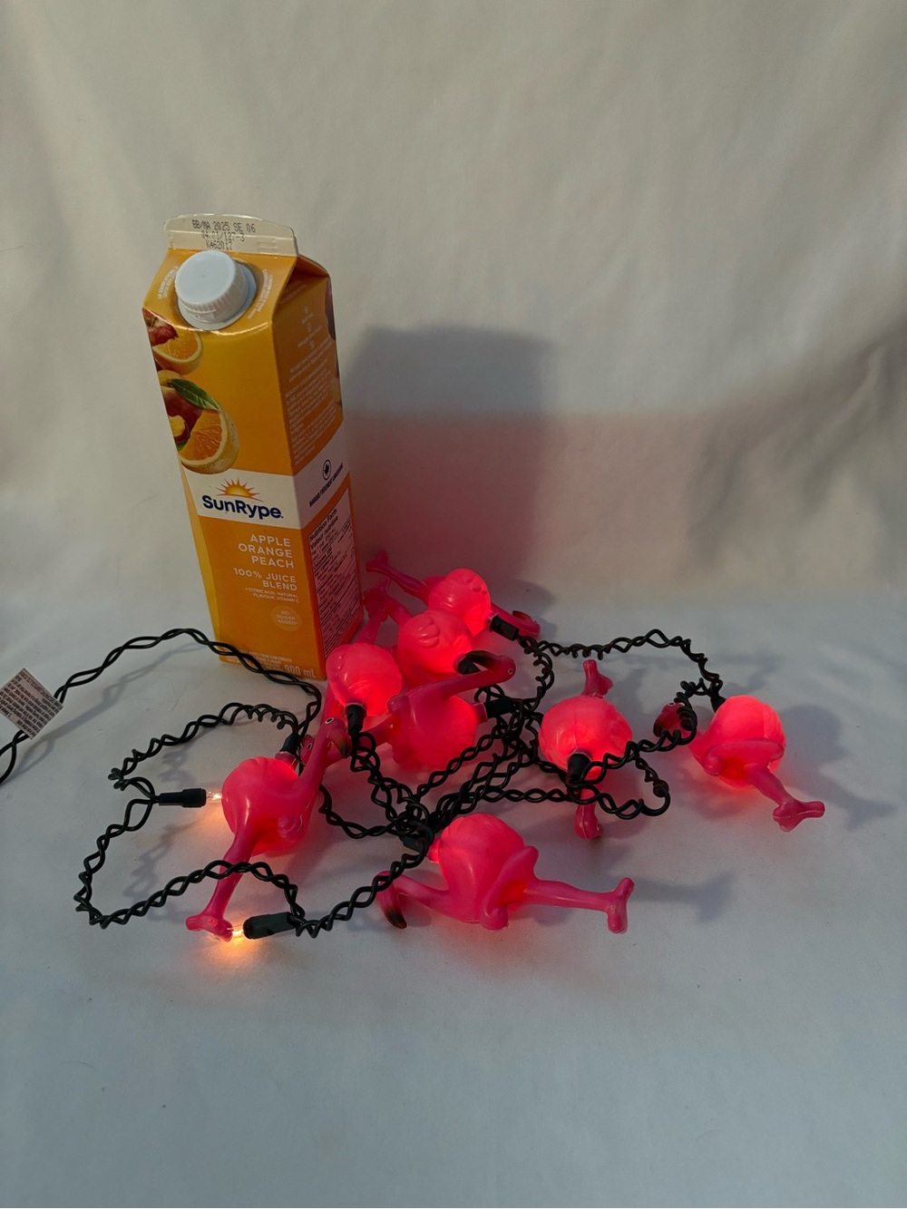 Eight flashing pink flamingo, patio lights